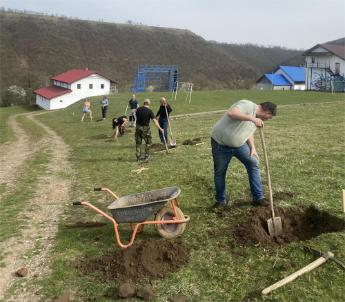 Щорічна весняна волонтерка в Унежі